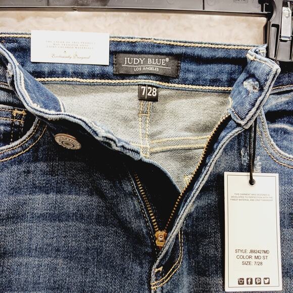 Jeans Judy Blue Boyfriend Distressed Mid Rise Medium Wash Boho Grunge Size 7/28 - Picture 14 of 16